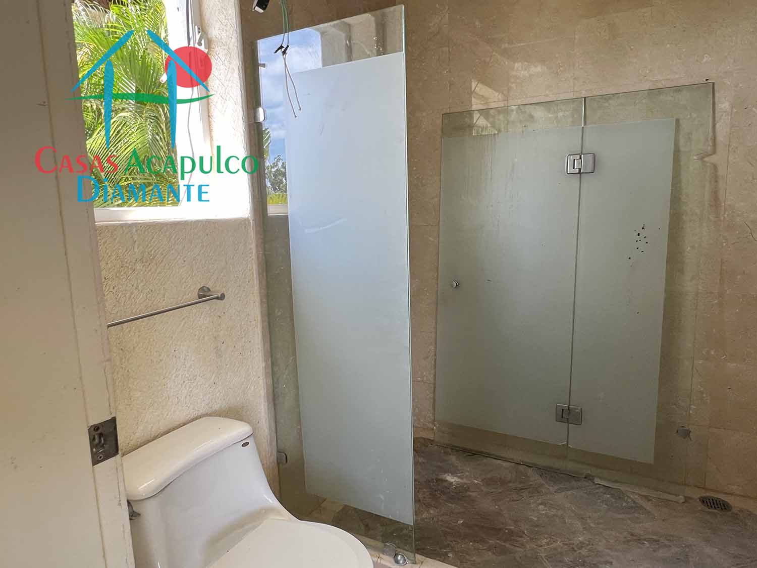 Casa Capadijos - Salón de juegos después de Otis 7